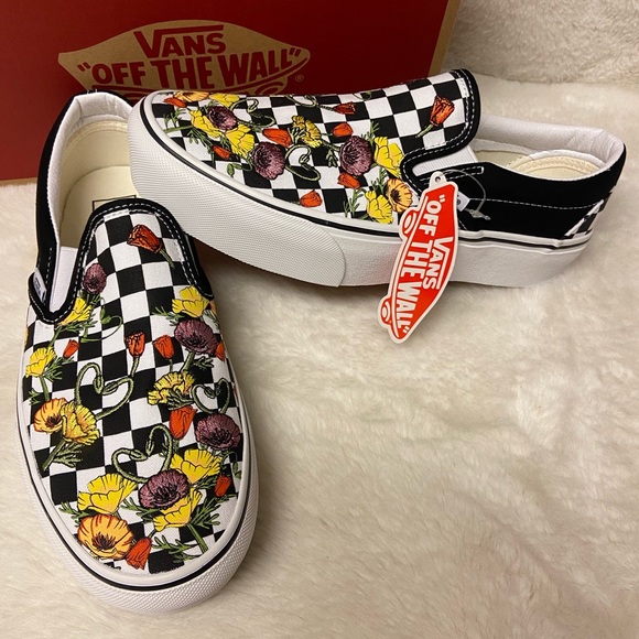 New Vans classic slip-ons poppy checkerboard black multi color size 7 - Picture 2 of 7